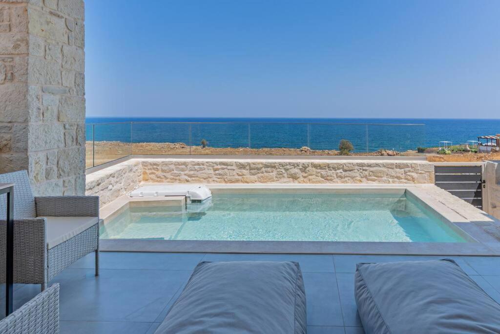 Sofia Suite, A Seafront Hideaway ! Panormos  Bagian luar foto